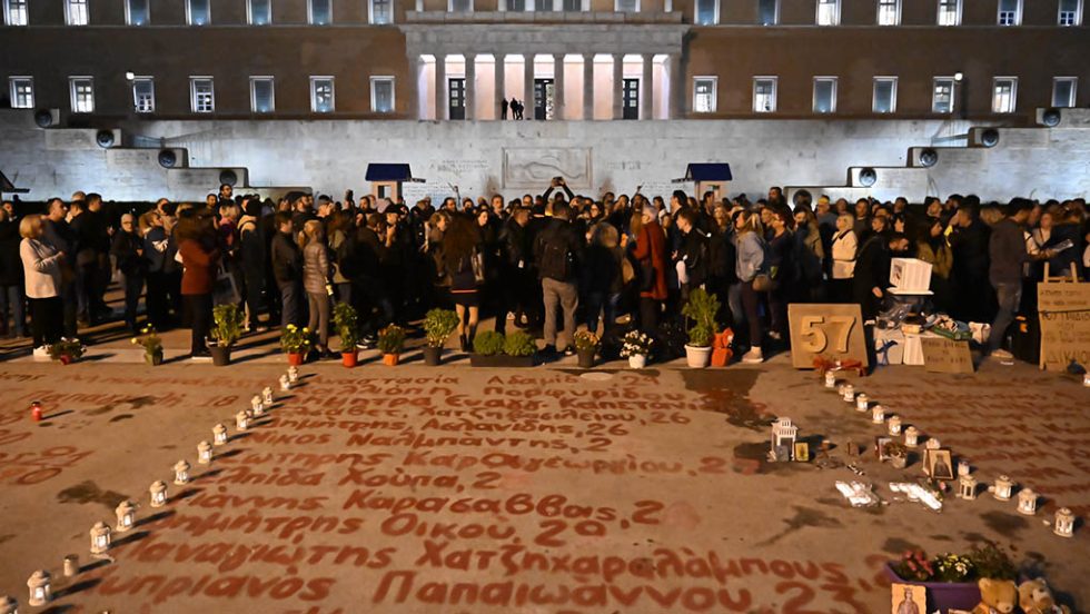 routsi vouli agnostos stratiotis